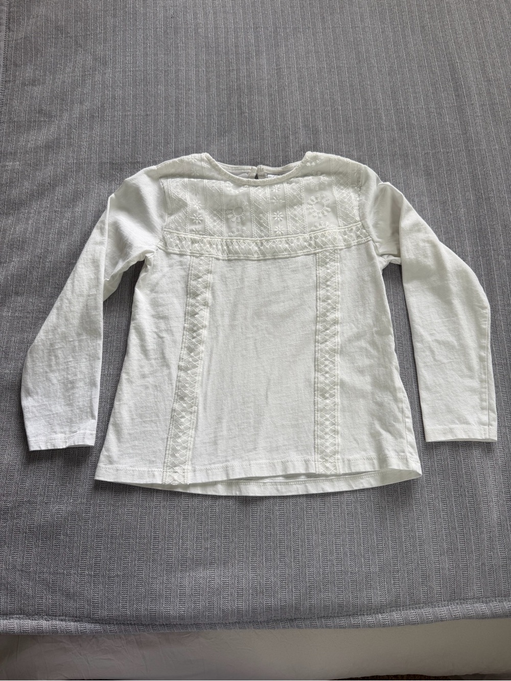 Zara White Embroidered Long-Sleeve‎ Girls Top